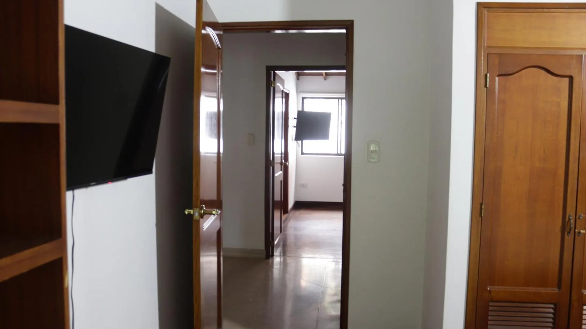 Homestay Casa Serene - Habitacion Savia Medellin