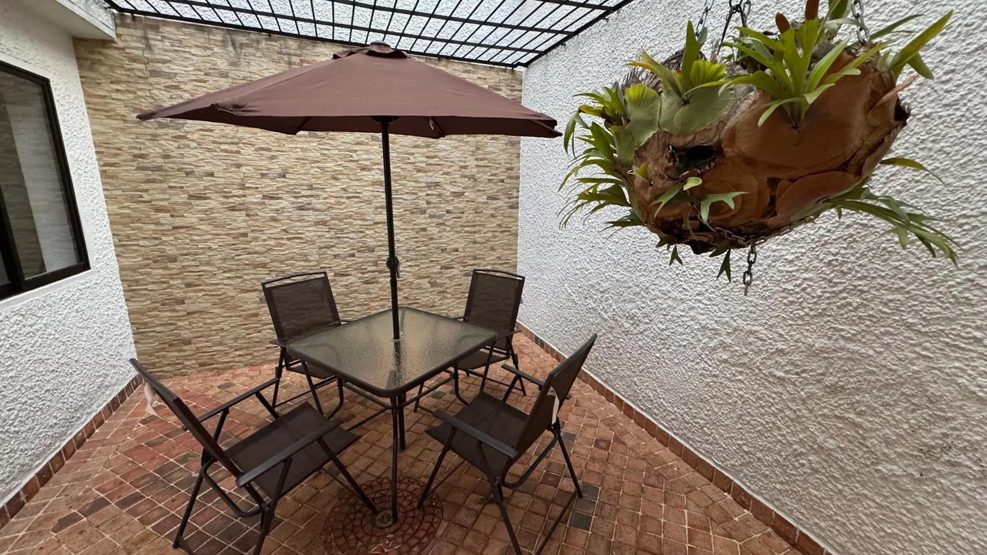 Homestay Casa Serene - Habitacion Savia Medellin Colombia